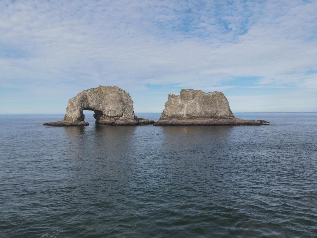 Rockaway Vibes,waterfront Oceanfront Rockaway House Near Downtown,wifi, Washer Dryer Holiday home Rockaway Beach
