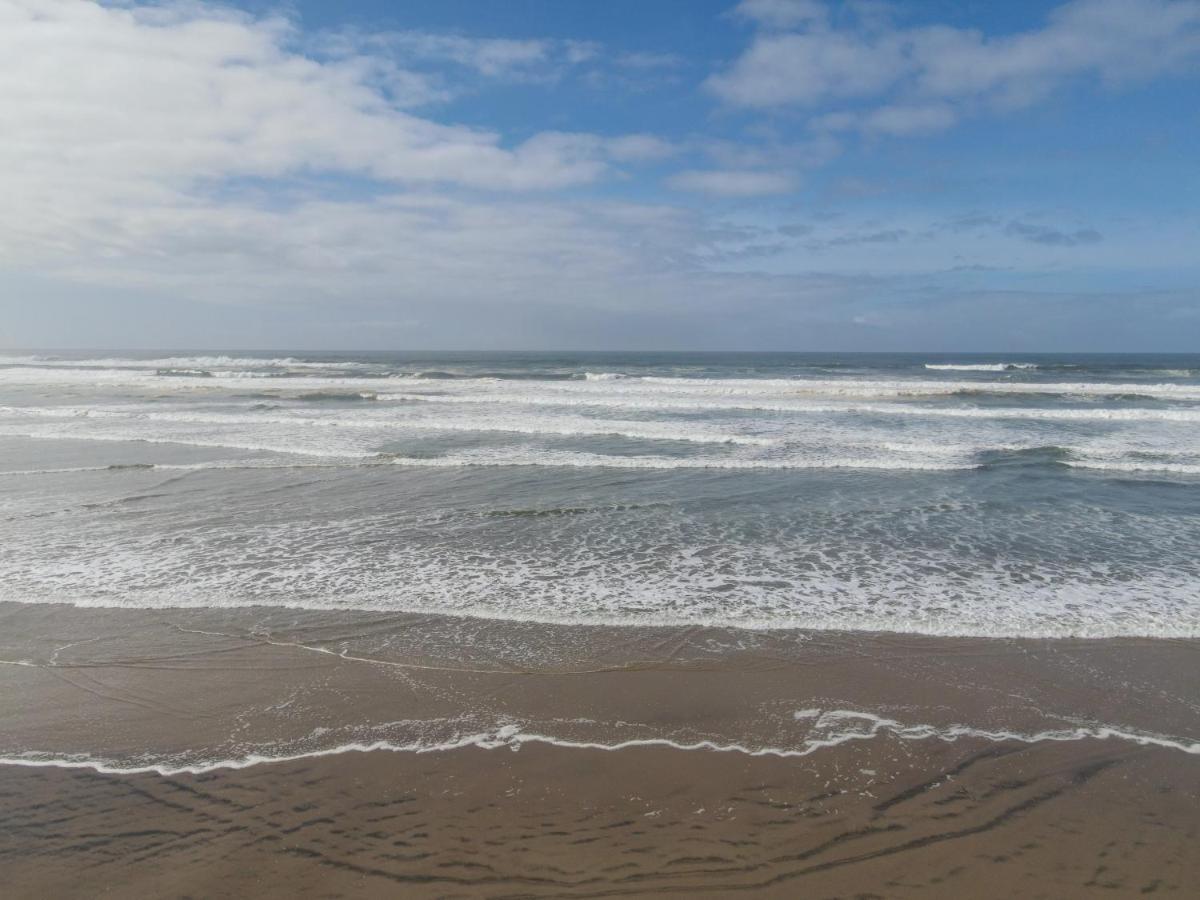 Rockaway Vibes,waterfront Oceanfront Rockaway House Near Downtown,wifi, Washer Dryer *